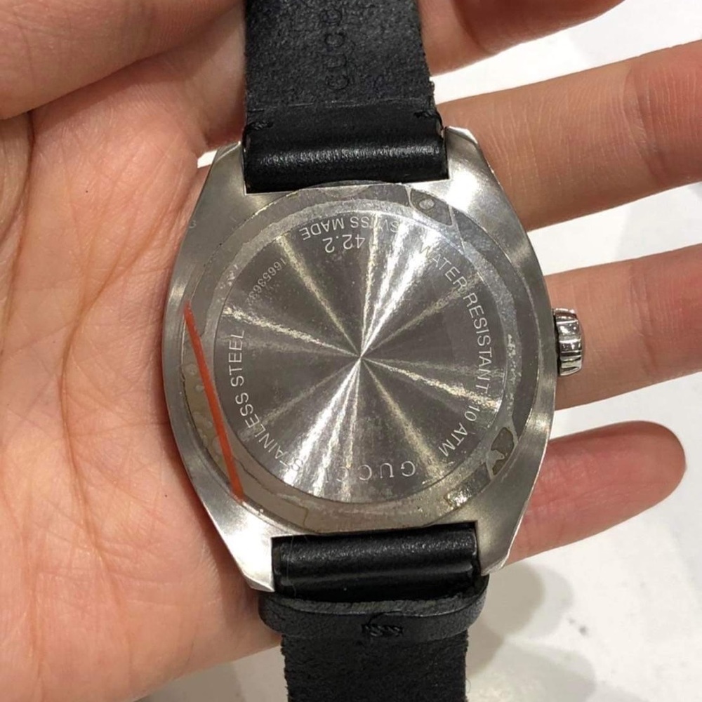 Gucci Mens Watch - Picture 6 of 13